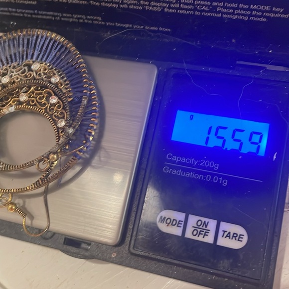 3” Art Deco threaded filigree scoop dangle earrings on French wire w/crystals - Picture 12 of 12